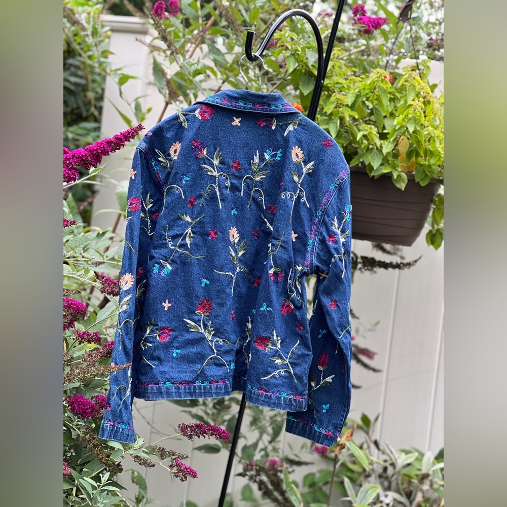 Embroidered Denim Jacket - Picture 6 of 9
